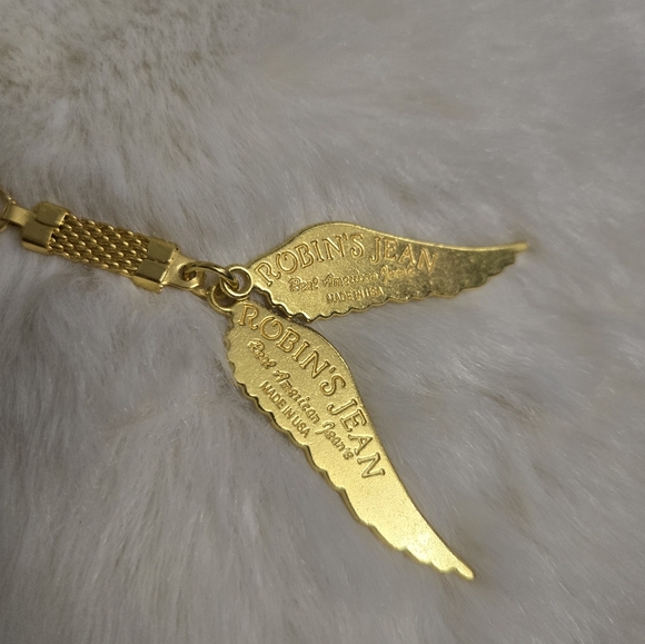 Robin's Jean Keychain - Picture 4 of 6